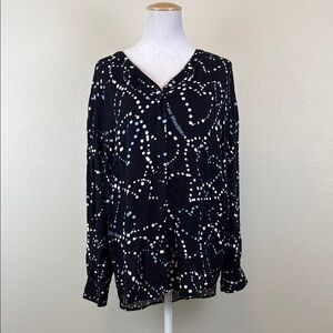 Love Moschino Black and White Oversized Graphic Button Down Blouse Size 4